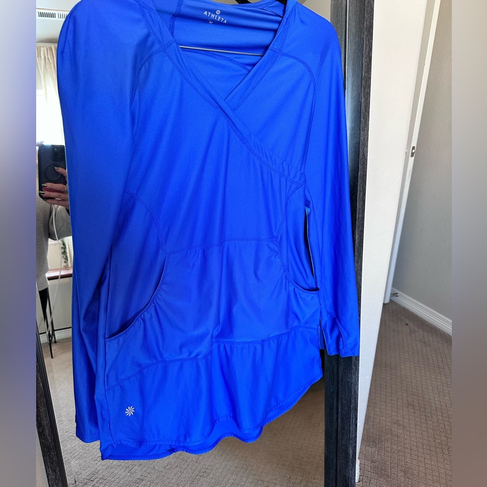 Athleta dress blue color. Size M